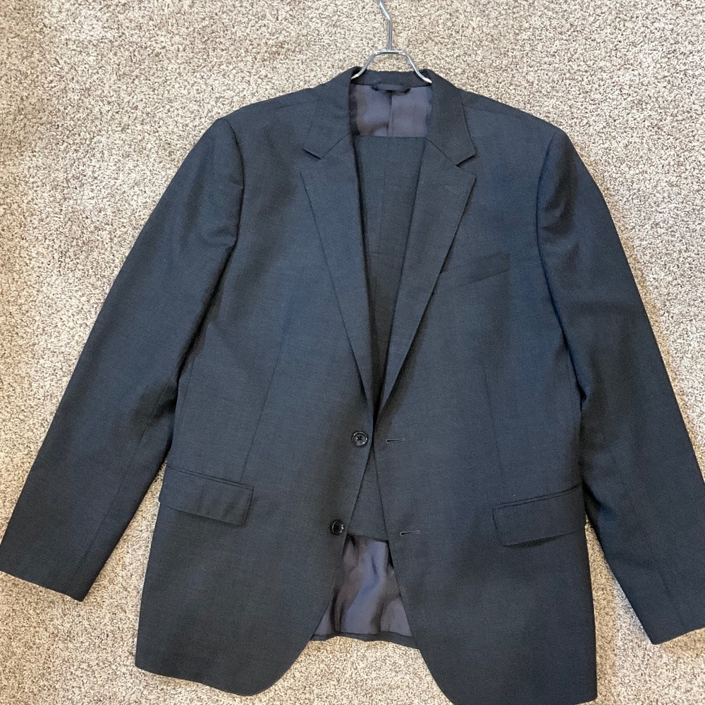 Bonobos Size 44L charcoal grey suit